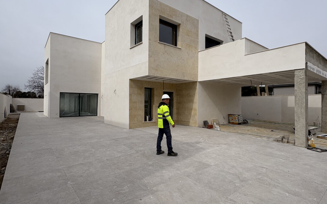 Vivienda aislada con piscina